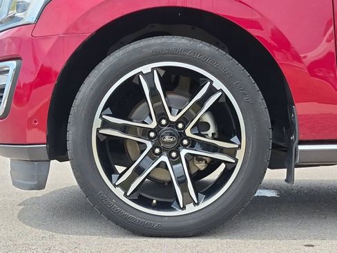 Used 2019 Ford Expedition Limited w/ Texas Edition Package RWD image 23