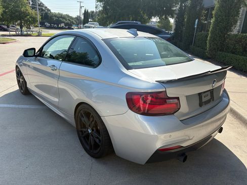 Used 2016 BMW M235i Coupe RWD image 6