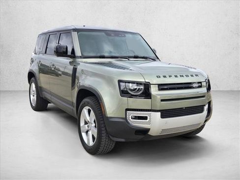 Used 2024 Land Rover Defender 110 SE image 7