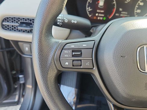 Certified 2026 Honda HR-V LX image 20