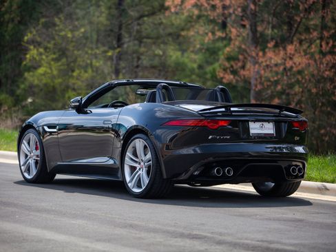 Used 2015 Jaguar F-TYPE S image 10