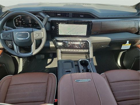 New 2026 GMC Sierra 2500 Denali Ultimate image 11