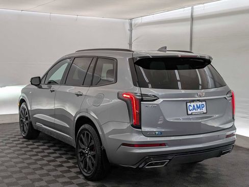 Used 2024 Cadillac XT6 Sport image 4