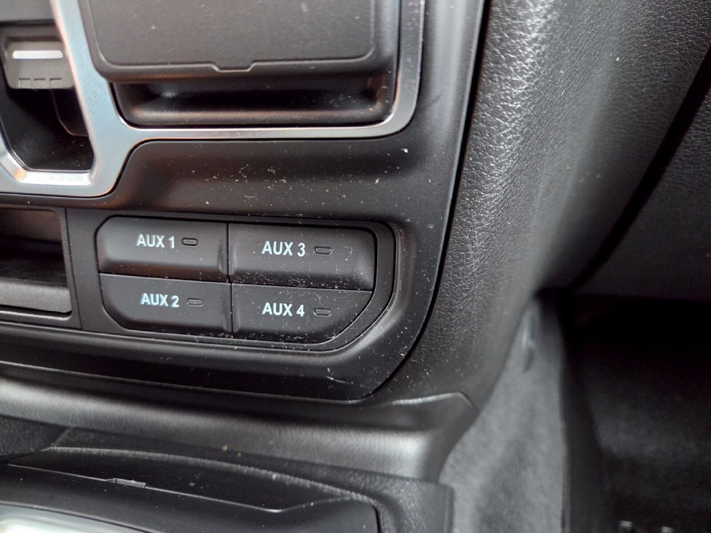 Certified 2025 Jeep Gladiator Sport AWD/4WD image 28