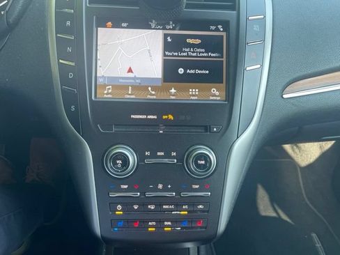 Used 2017 Lincoln MKC Reserve AWD/4WD image 12