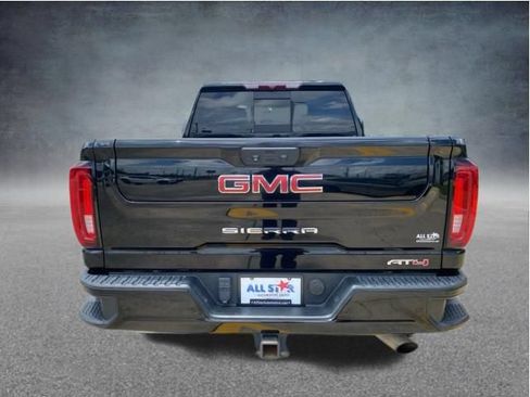 Used 2022 GMC Sierra 2500 AT4 w/ AT4 Preferred Package AWD/4WD image 6