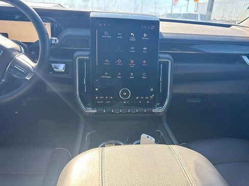 Certified 2025 GMC Yukon Elevation image 21