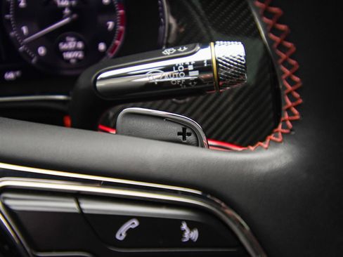 Certified 2023 Bentley Flying Spur W12 image 38