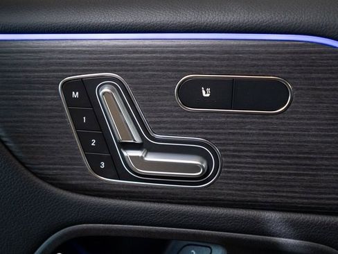 New 2026 Mercedes-Benz GLB 250 GLB 250 image 15