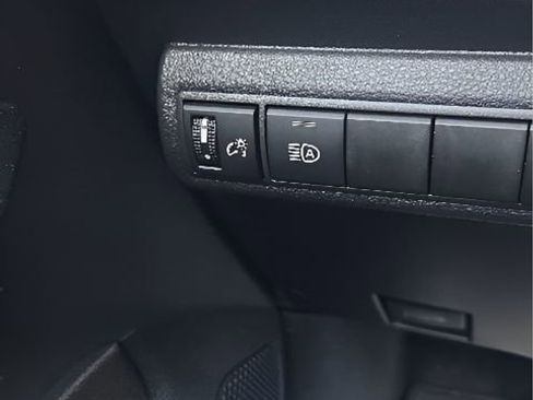 Used 2025 Toyota Corolla LE w/ LE Premium Package FWD image 21