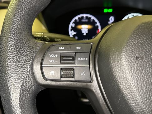 Certified 2024 Honda HR-V LX image 30