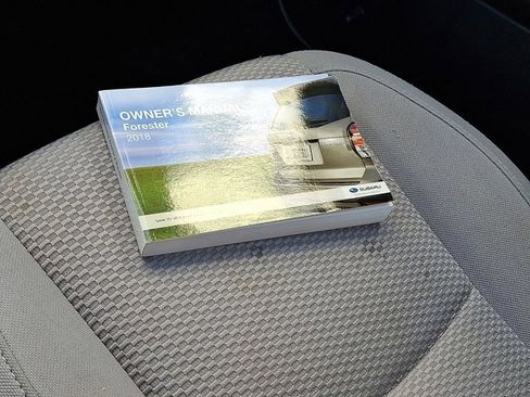 Used 2018 Subaru Forester 2.5i Premium w/ All-Weather Package image 29