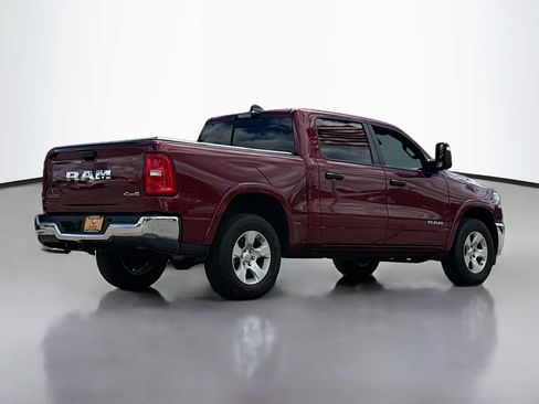 Used 2025 RAM 1500 Big Horn AWD/4WD image 2