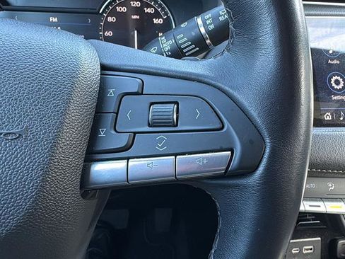 Used 2023 Cadillac XT4 Premium Luxury image 46
