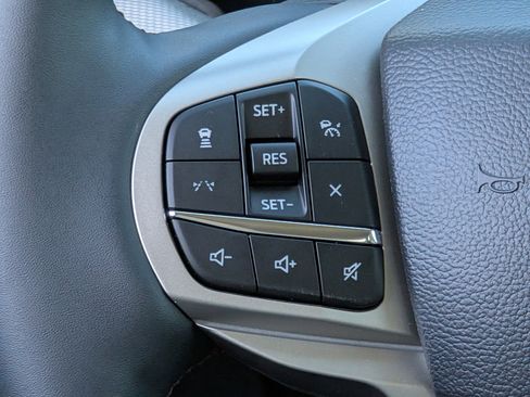 New 2026 Ford Explorer Active w/ Active Comfort Package image 13