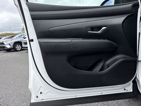 Used 2025 Hyundai Tucson SEL FWD image 13
