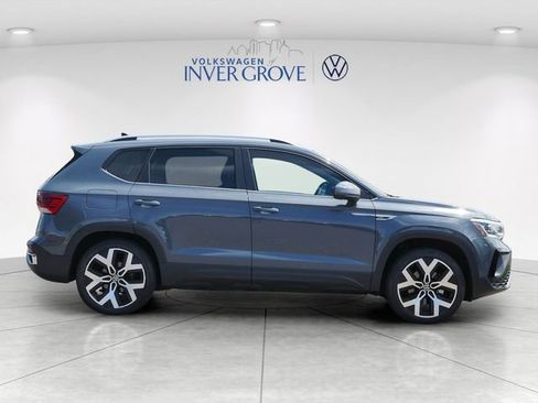 Certified 2023 Volkswagen Taos SEL AWD/4WD image 8