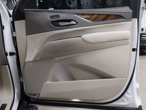 Used 2021 Cadillac Escalade Sport Platinum image 32