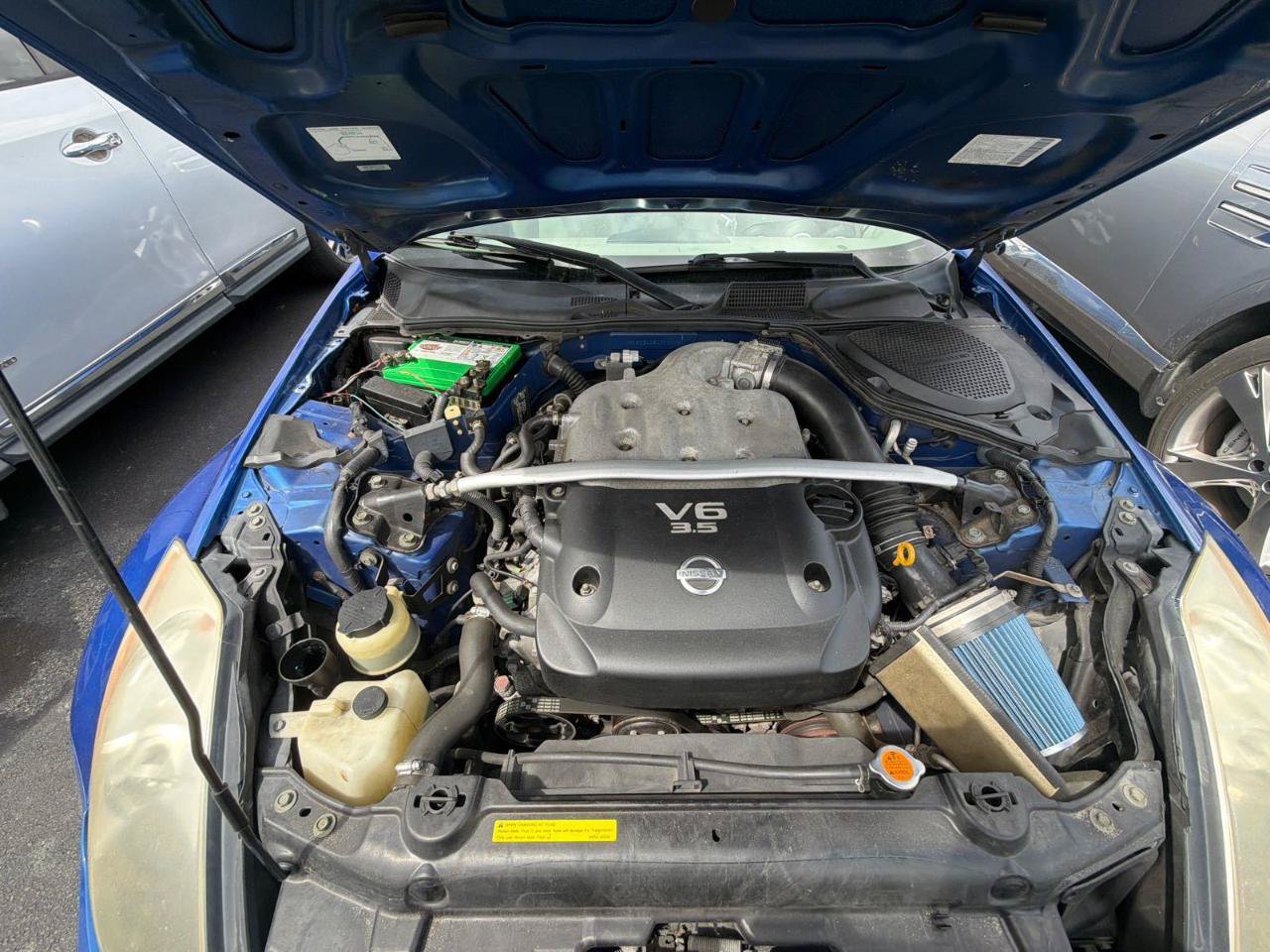 Used 2004 Nissan 350Z Touring w/ Aerodynamics Pkg RWD image 5