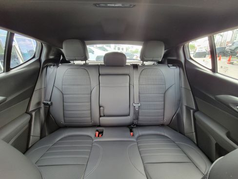 Used 2024 Alfa Romeo Tonale Ti w/ Premium Interior Package image 16