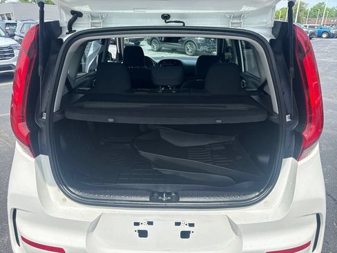 Used 2020 Kia Soul GT-Line w/ GT 2.0L Power Sunroof Package FWD image 14