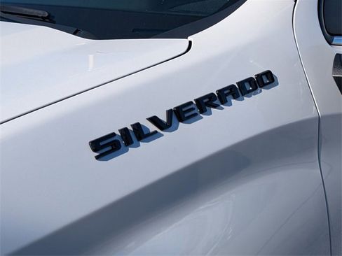 Certified 2021 Chevrolet Silverado 1500 LTZ w/ Technology Package image 5