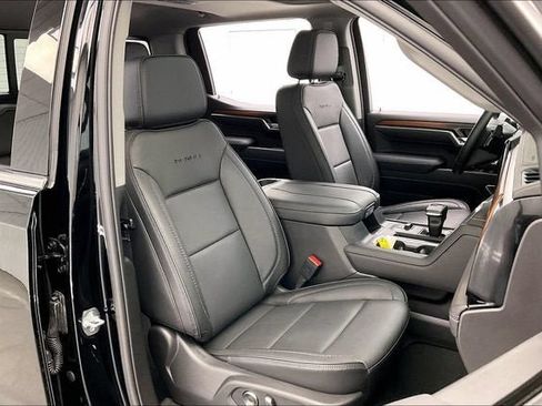 Used 2026 GMC Sierra 1500 Denali w/ Denali Reserve Package AWD/4WD image 7