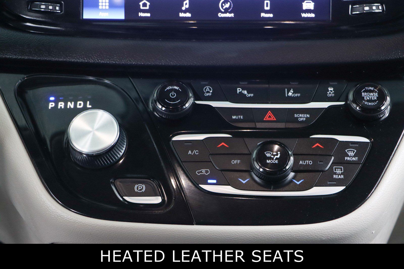 Used 2023 Chrysler Pacifica Touring-L FWD image 20
