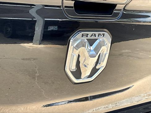 Used 2022 RAM 1500 Big Horn AWD/4WD image 30