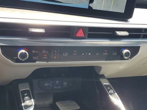 New 2026 Kia Sorento SX AWD/4WD image 18
