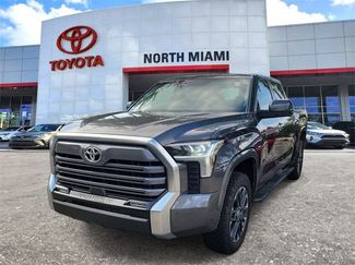 Used 2024 Toyota Tundra Limited video 2