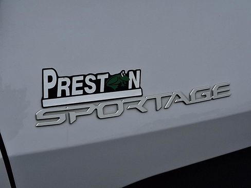 Used 2023 Kia Sportage EX image 50