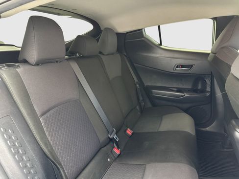 Used 2020 Toyota C-HR LE image 42