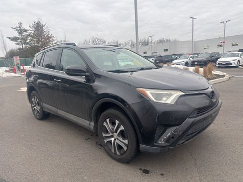 Used 2017 Toyota RAV4 LE w/ Carpet Mat Package image 3