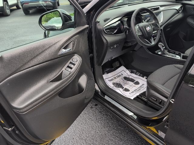 Used 2022 Buick Encore GX Preferred w/ Cold Weather Comfort Package FWD image 12