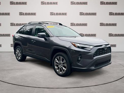 Used 2023 Toyota RAV4 XLE Premium AWD/4WD image 7