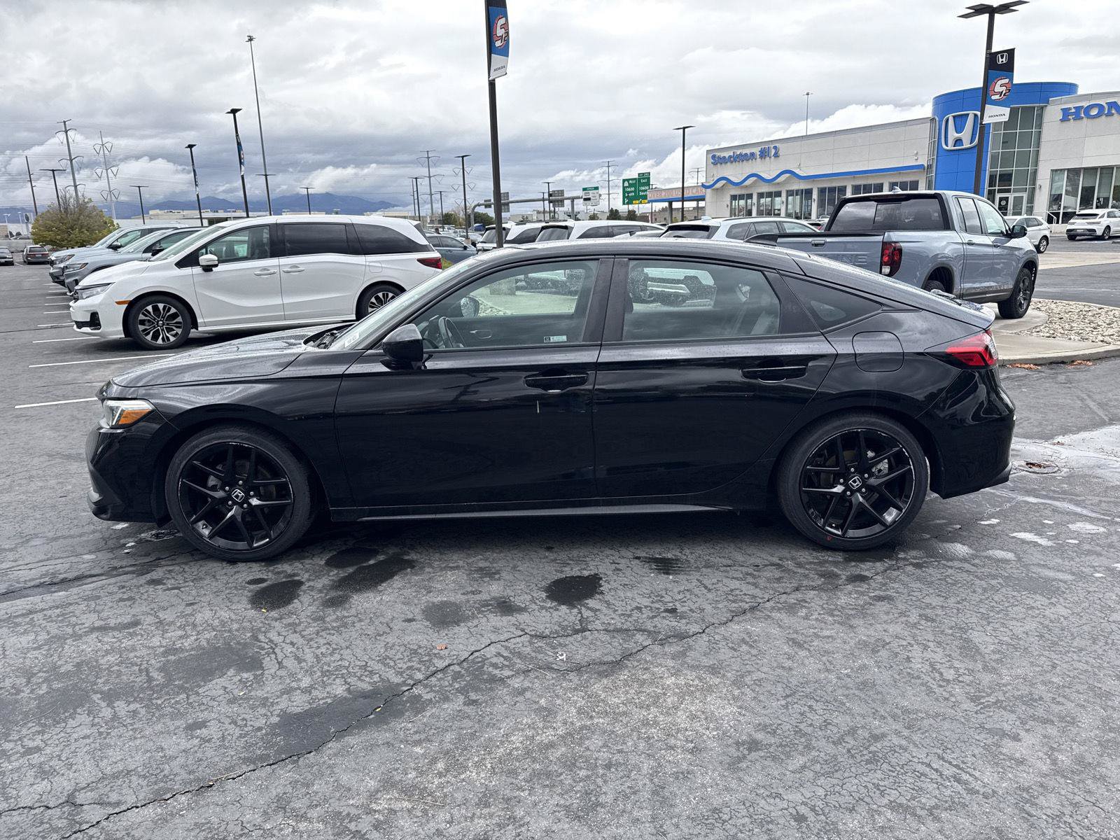 Used 2024 Honda Civic Sport image 8