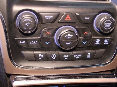 Used 2016 Jeep Grand Cherokee Limited image 28