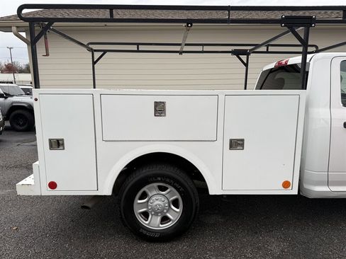 Used 2020 RAM 2500 Tradesman image 2