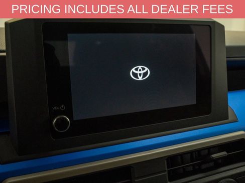 Certified 2025 Toyota Tacoma TRD Off-Road AWD/4WD image 13