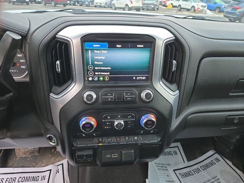 Used 2020 GMC Sierra 1500 SLE w/ SLE Value Package image 14