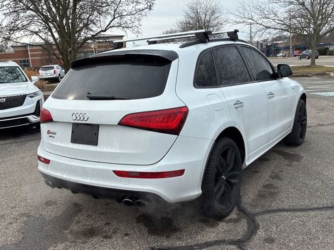 Used 2017 Audi SQ5 Premium Plus w/ Technology Package image 4