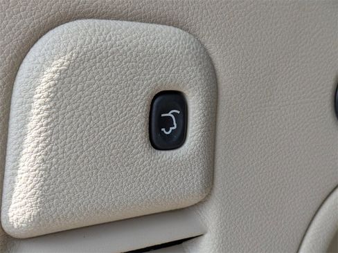 Used 2021 Jeep Grand Cherokee Limited w/ Luxury Group II image 15