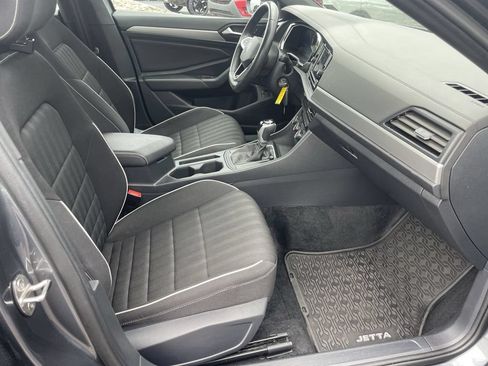 Certified 2024 Volkswagen Jetta Sport FWD image 30