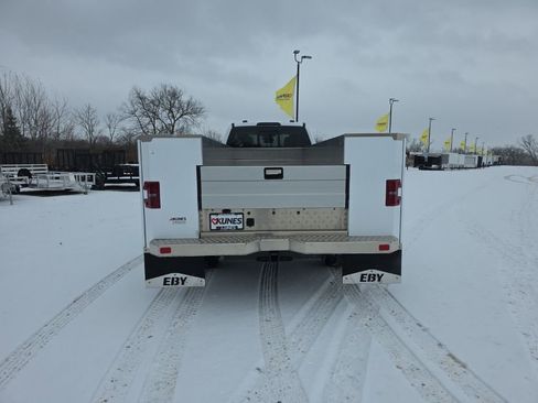 New 2025 Ford F550 4x4 Supercab Super Duty image 7