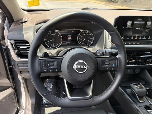 Certified 2023 Nissan Rogue SL w/ SL Premium Package FWD image 26