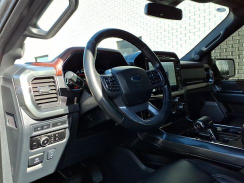 Used 2023 Ford F150 Lariat w/ Max Trailer Tow Package image 5