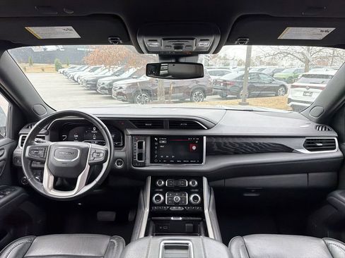 Used 2023 GMC Yukon Denali image 22