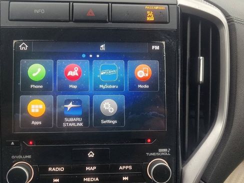 Used 2019 Subaru Ascent Premium AWD/4WD image 11