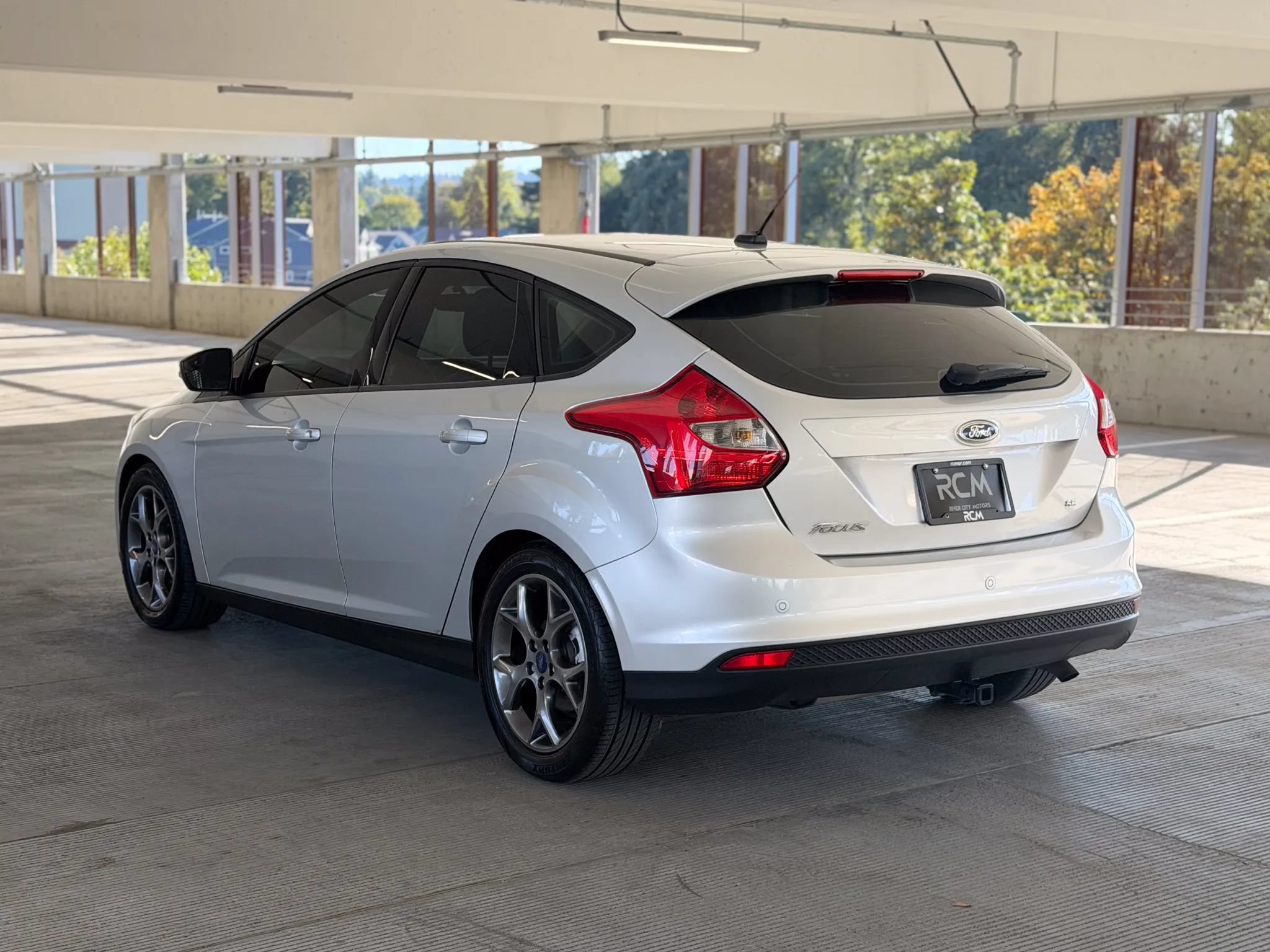 Used 2014 Ford Focus SE w/ Equipment Group 201A FWD image 7